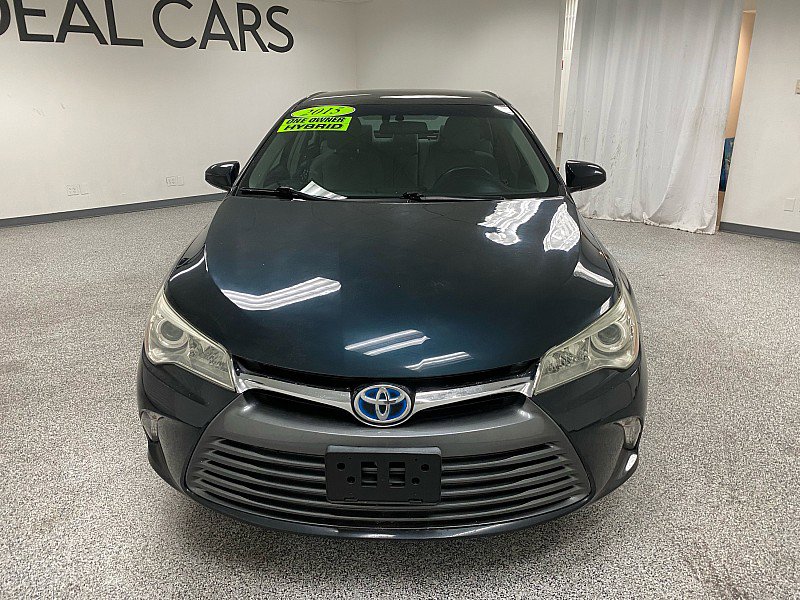 Used 2015 Toyota Camry LE image 2