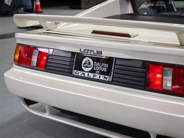 Used 1988 Lotus Esprit Turbo image 8
