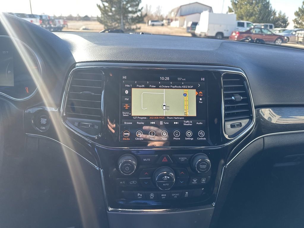 Used 2021 Jeep Grand Cherokee Trailhawk image 12