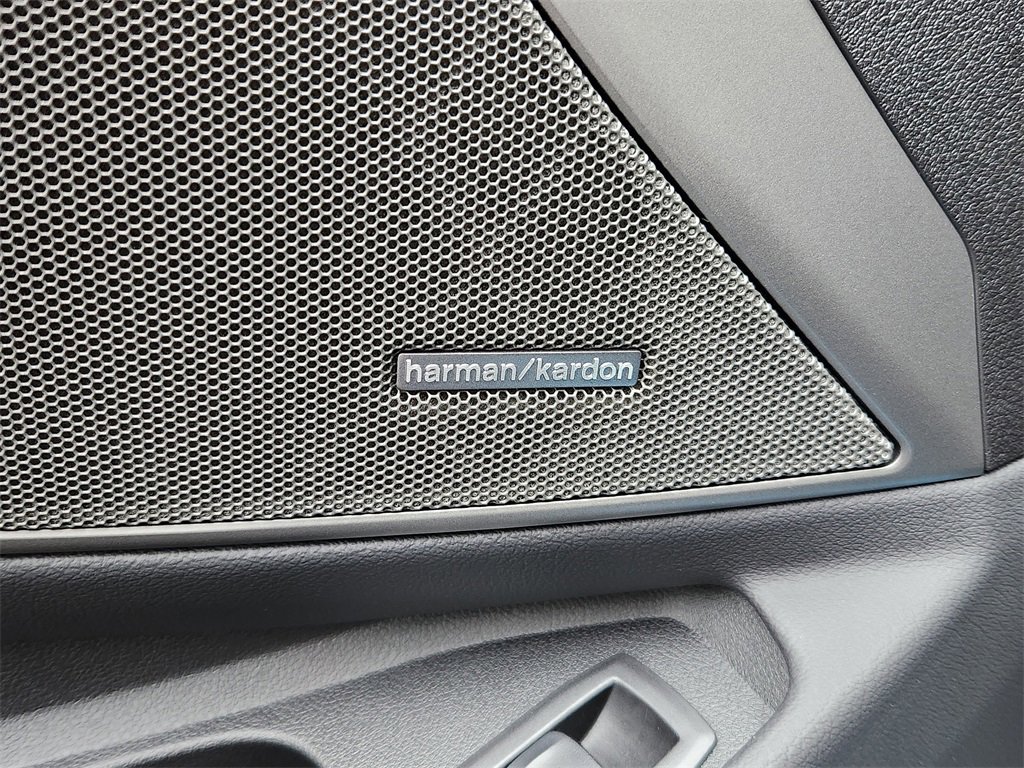 New 2026 BMW 330i xDrive Sedan image 16