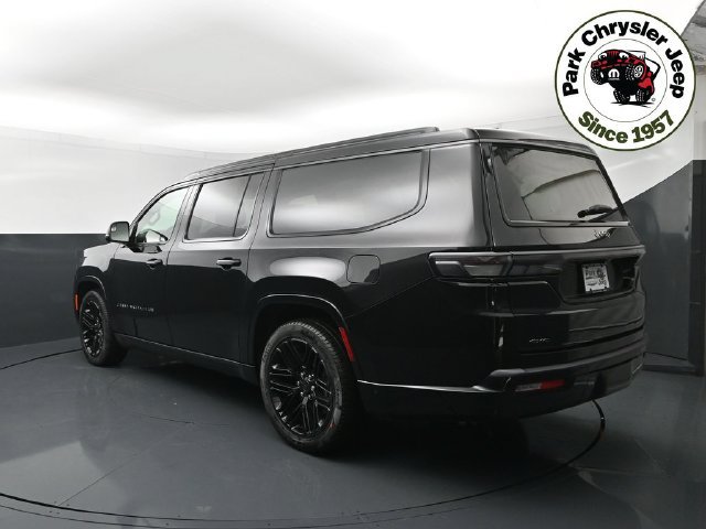 New 2026 Jeep Grand Wagoneer L Limited AWD/4WD image 4