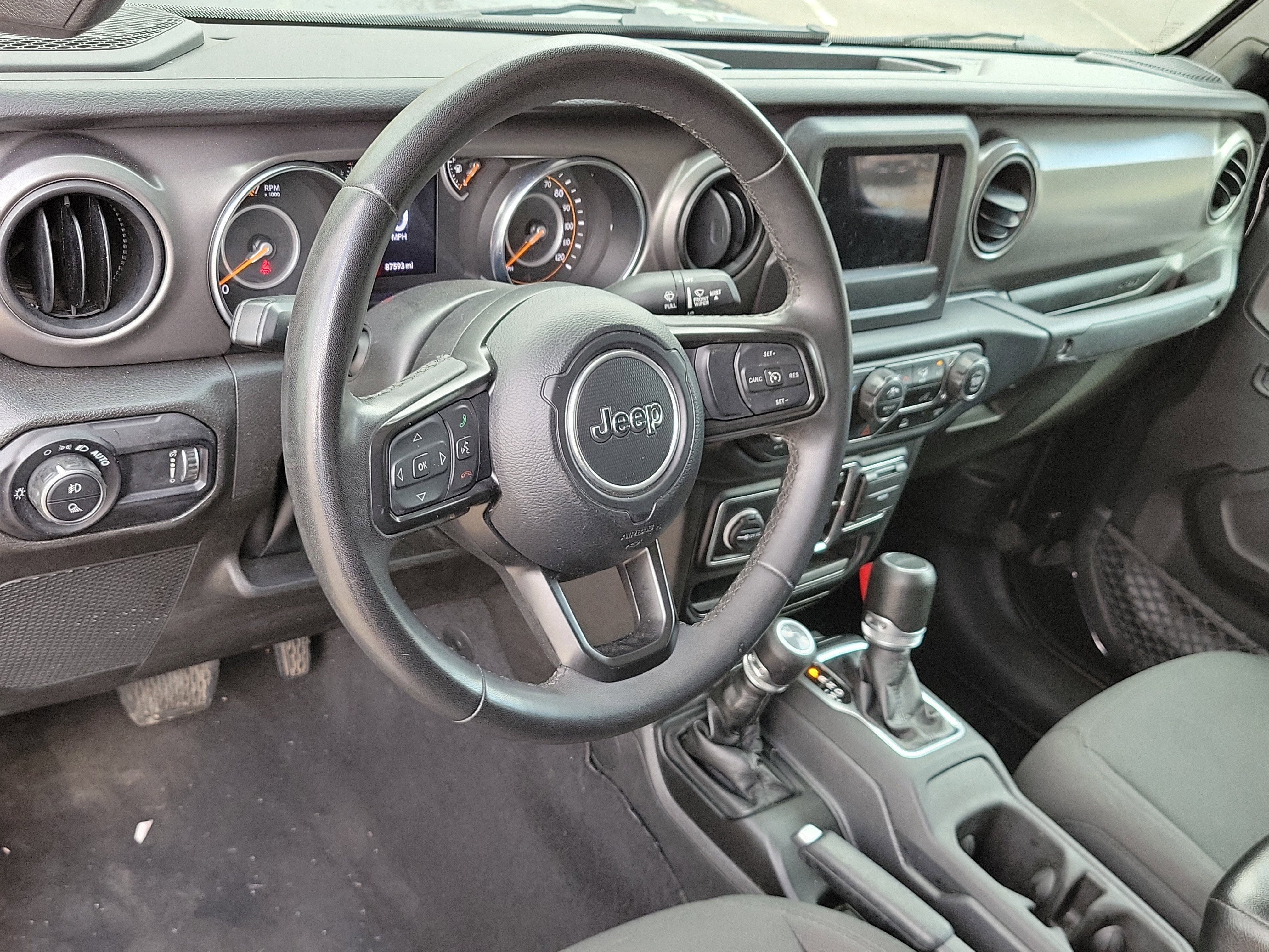 Used 2023 Jeep Gladiator Sport image 8