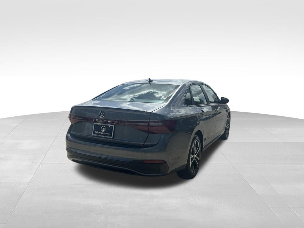 Used 2025 Volkswagen Jetta Sport image 5