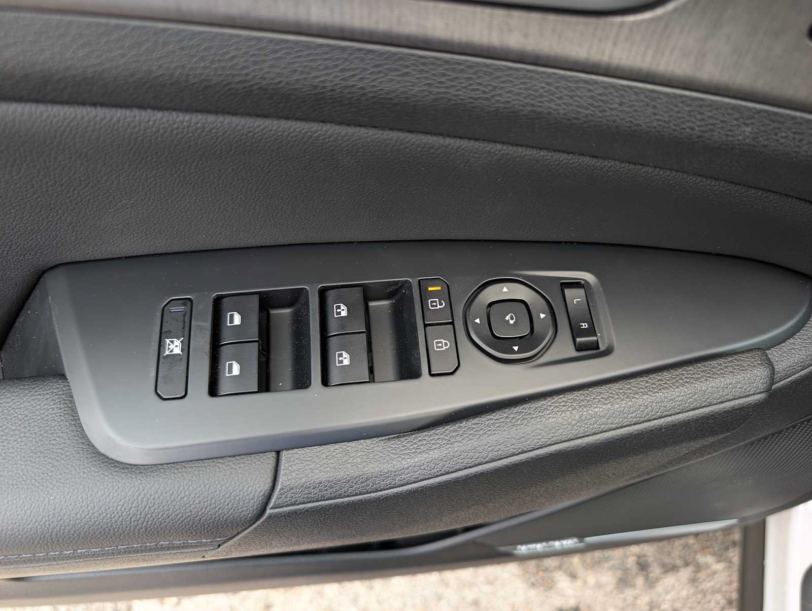New 2026 Kia Sportage X-Line w/ X-Line Technology Package AWD/4WD image 32