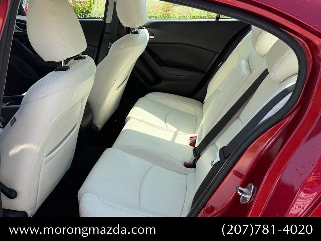 Used 2017 MAZDA MAZDA3 Touring FWD image 17