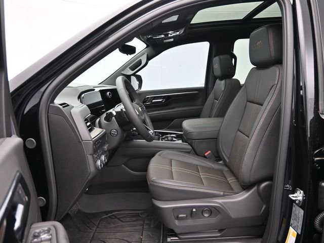 New 2026 Chevrolet Suburban High Country w/ Sun And Tow Package AWD/4WD image 32