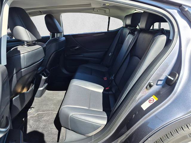 Used 2019 Lexus ES 350 F Sport w/ Premium Package FWD image 16
