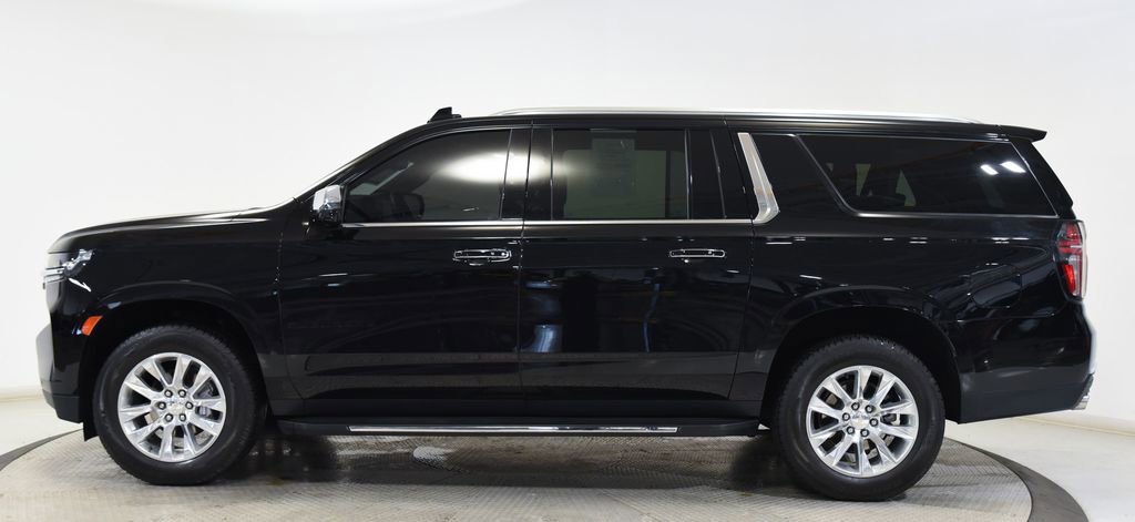 Used 2024 Chevrolet Suburban Premier AWD/4WD image 11