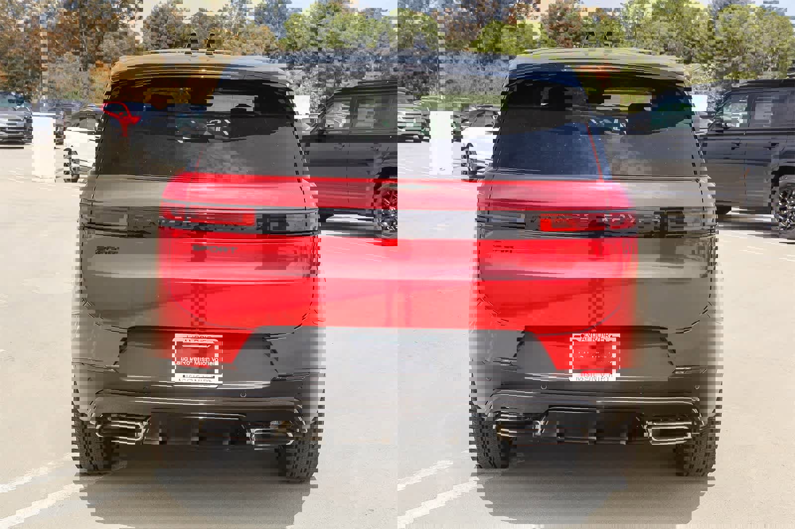 New 2025 Land Rover Range Rover Sport SE image 5