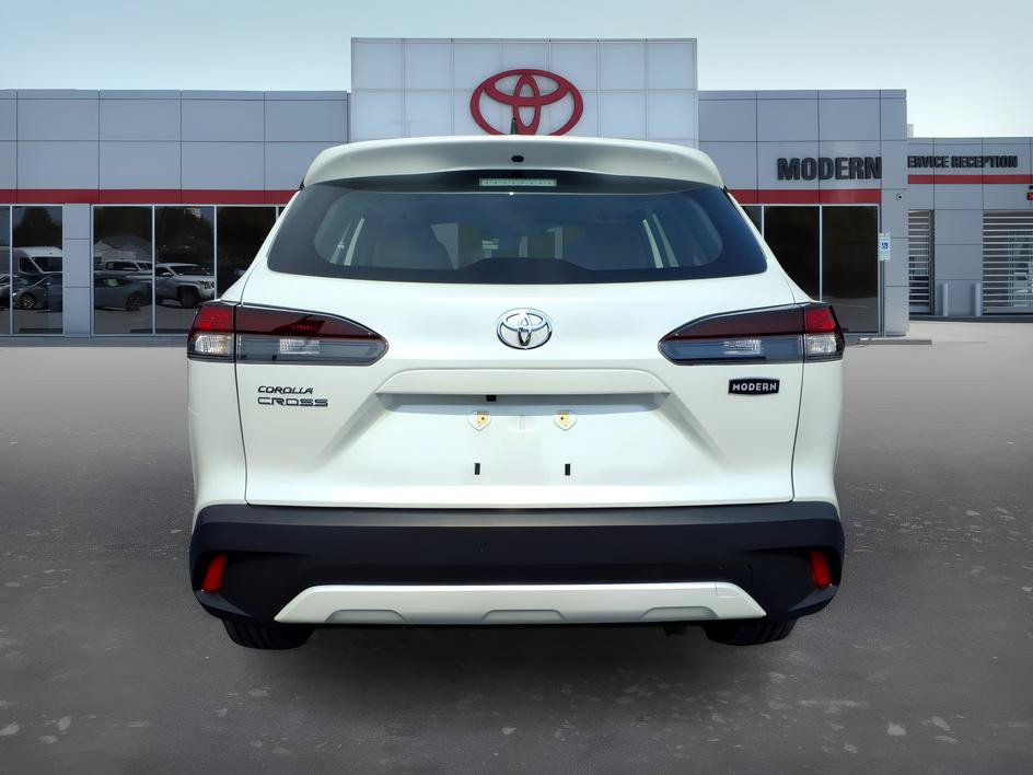Certified 2026 Toyota Corolla Cross L FWD image 4