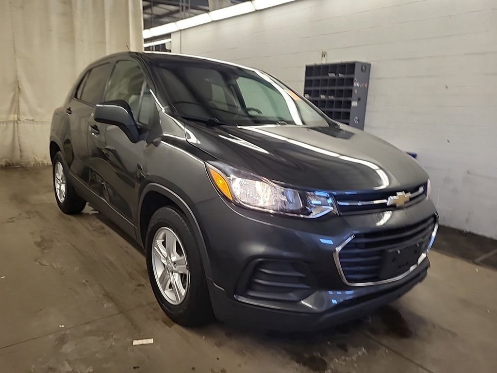 Used 2020 Chevrolet Trax LS w/ Tint and Cruise Package image 3