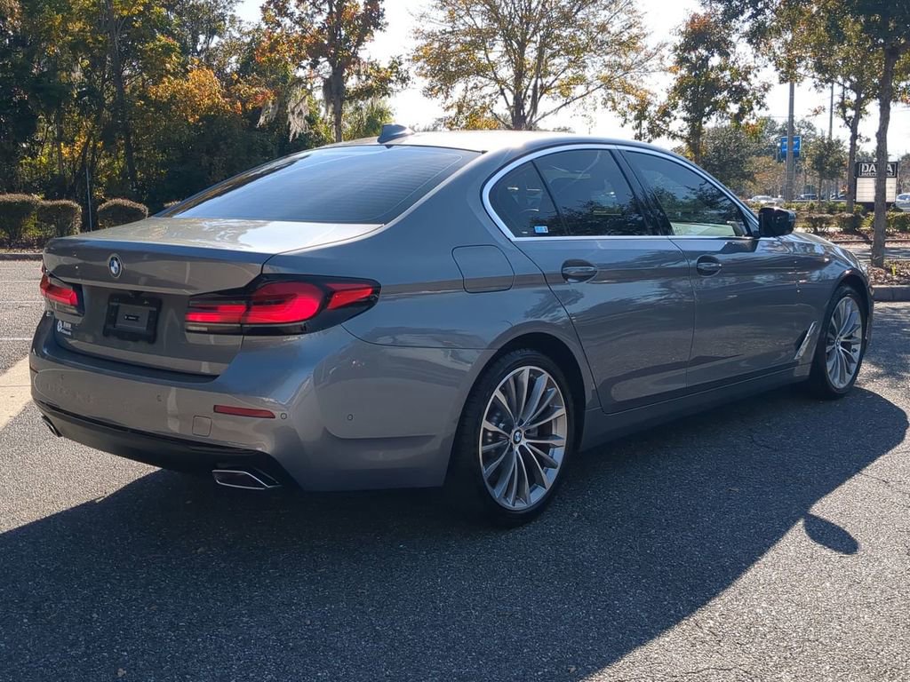 Used 2023 BMW 530i w/ Premium Package image 6