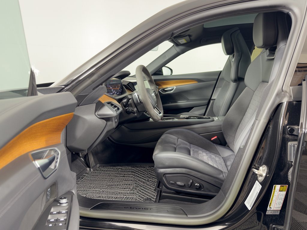 Certified 2023 Audi e-tron GT Premium Plus AWD/4WD image 5