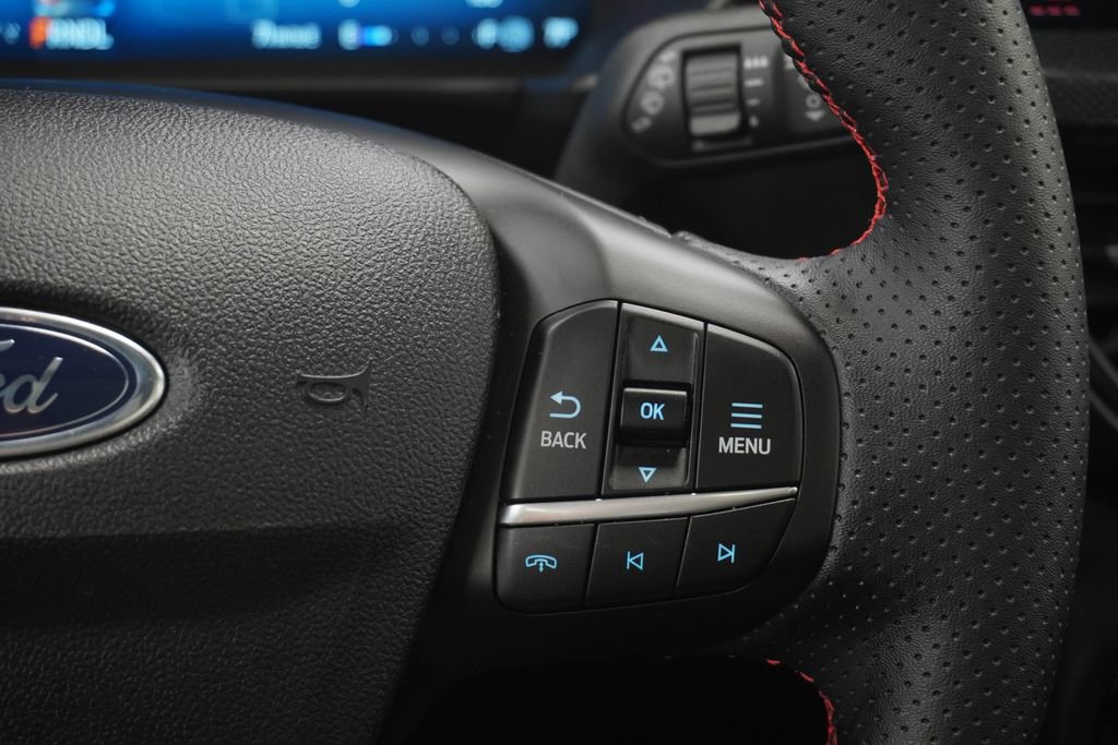 Used 2025 Ford Escape ST-Line Elite image 40