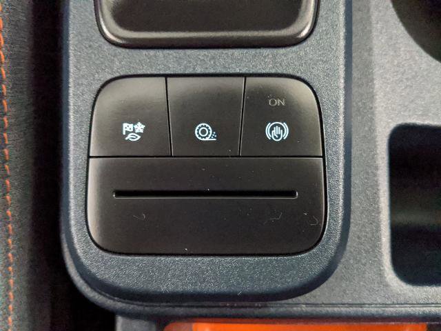 Certified 2023 Ford Maverick XLT FWD image 11