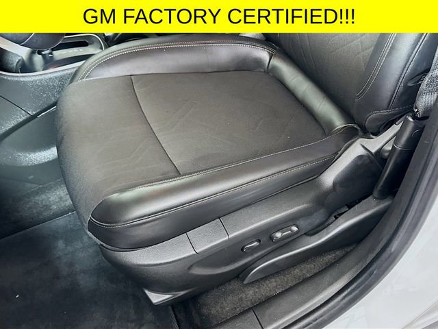 Certified 2022 Chevrolet Trax LT w/ LT Convenience Package image 18