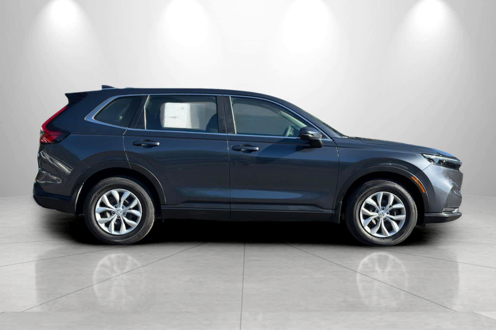 Used 2023 Honda CR-V LX image 8