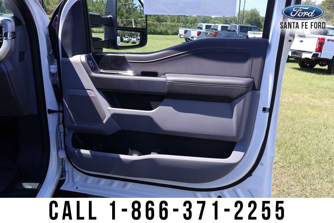 New 2026 Ford F250 XLT w/ XLT Premium Package image 43