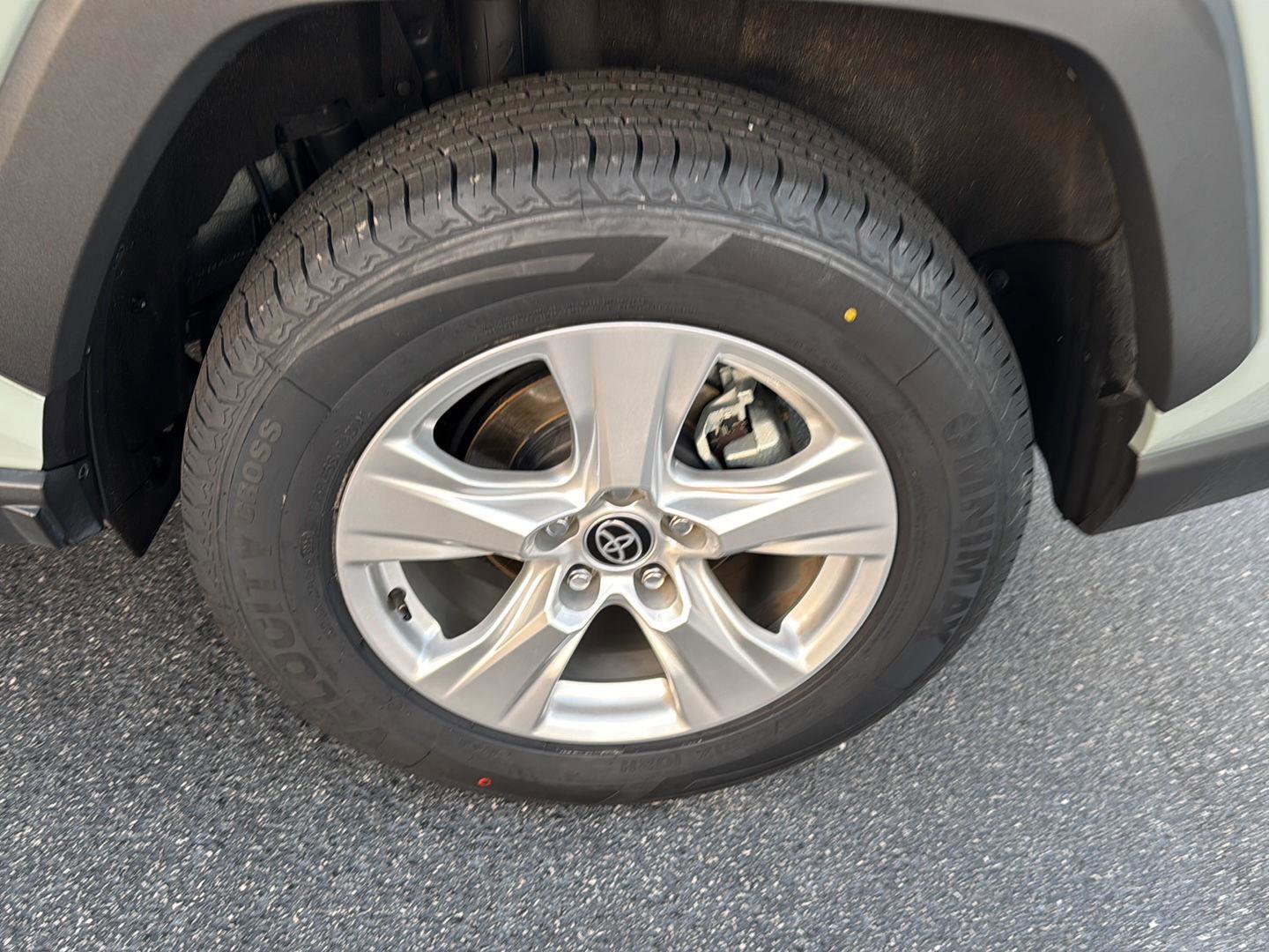 Certified 2021 Toyota RAV4 XLE w/ Convenience Package image 31