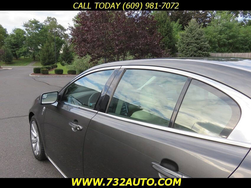 Used 2016 Lincoln MKS image 28