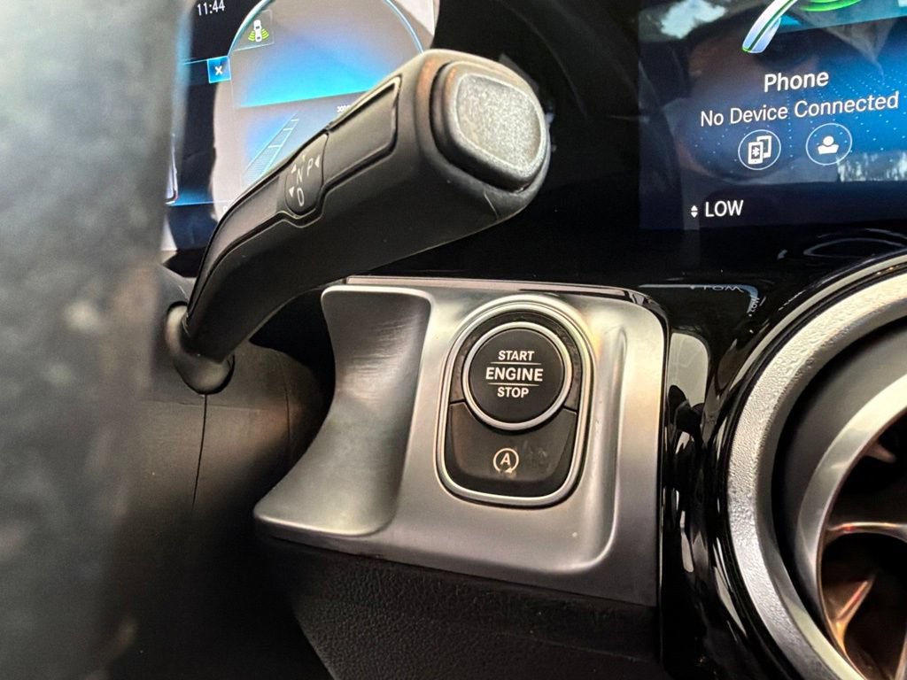 Used 2022 Mercedes-Benz GLB 250 image 53