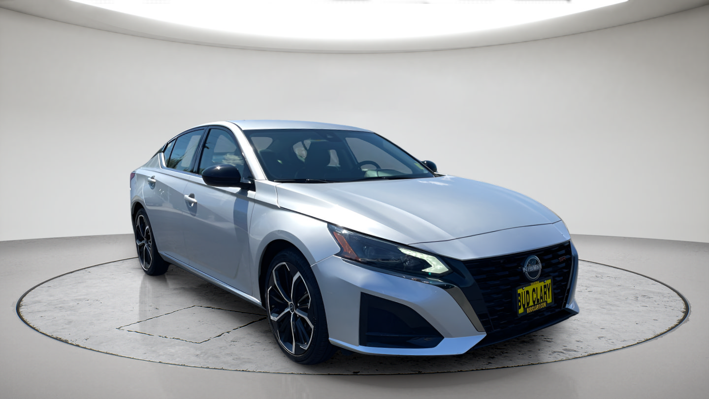 Used 2024 Nissan Altima 2.5 SR