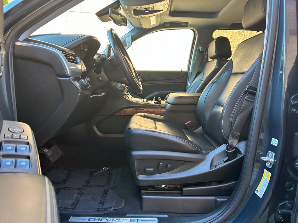 Used 2019 Chevrolet Tahoe Premier w/ RST 6.2L Performance Edition AWD/4WD image 14