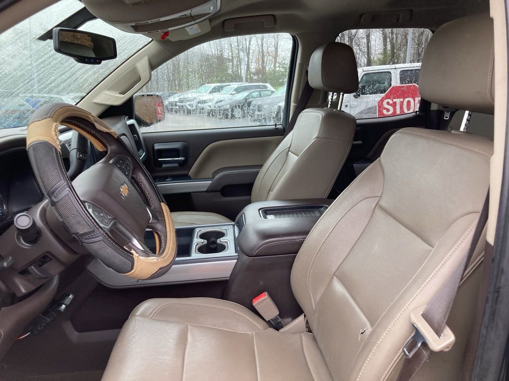 Used 2017 Chevrolet Silverado 1500 LTZ Z71 w/ LTZ Plus Package image 7