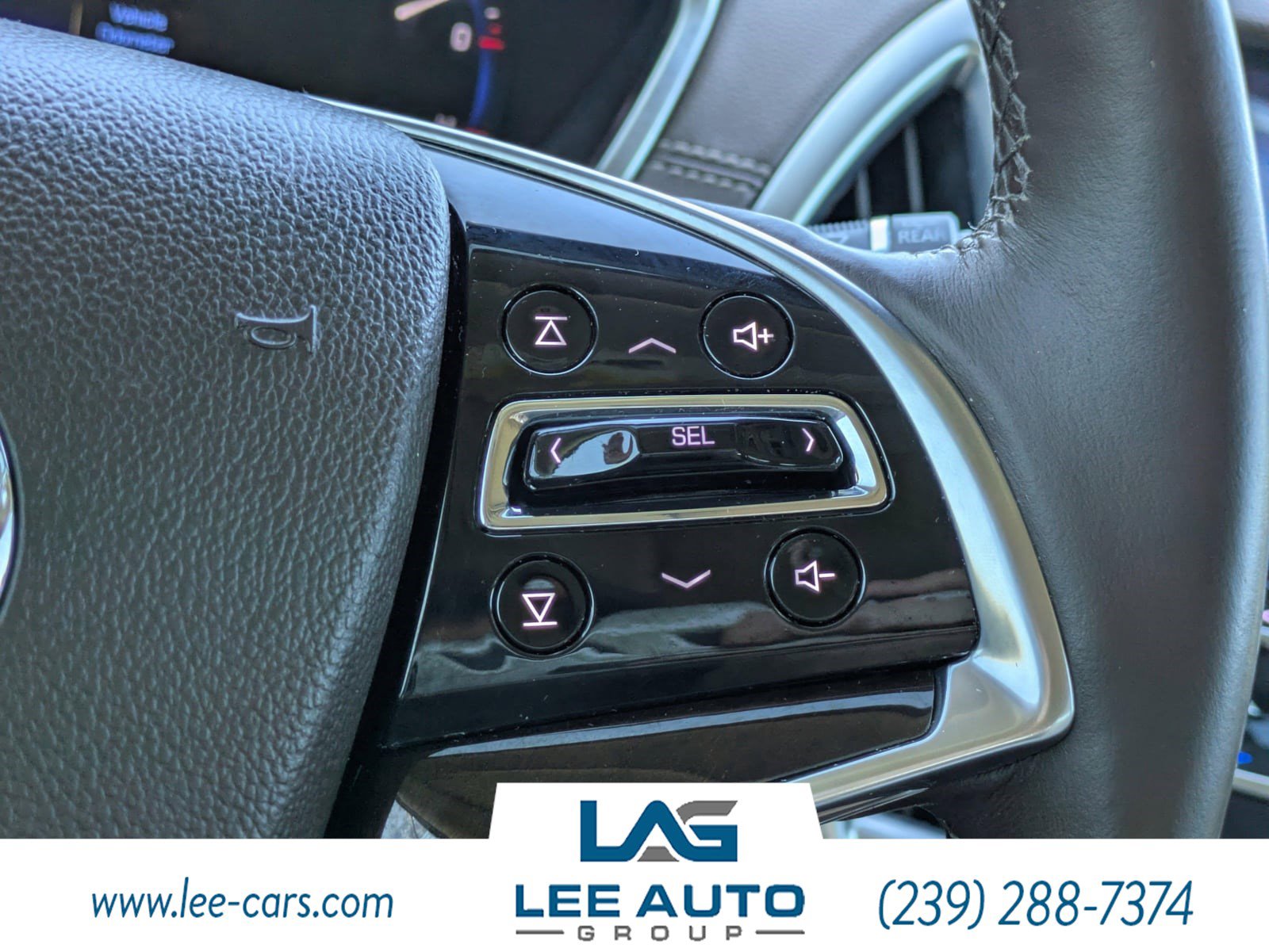 Used 2014 Cadillac SRX Performance w/ Driver Awareness Package image 24