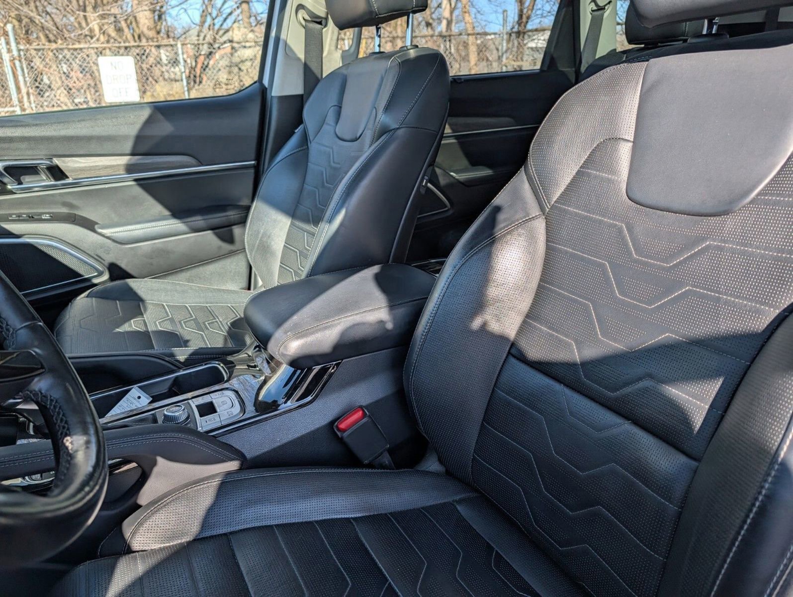 Used 2022 Kia Telluride SX w/ SX Prestige Package image 21