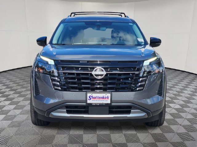 New 2026 Nissan Pathfinder SL w/ SL Premium Package FWD image 2