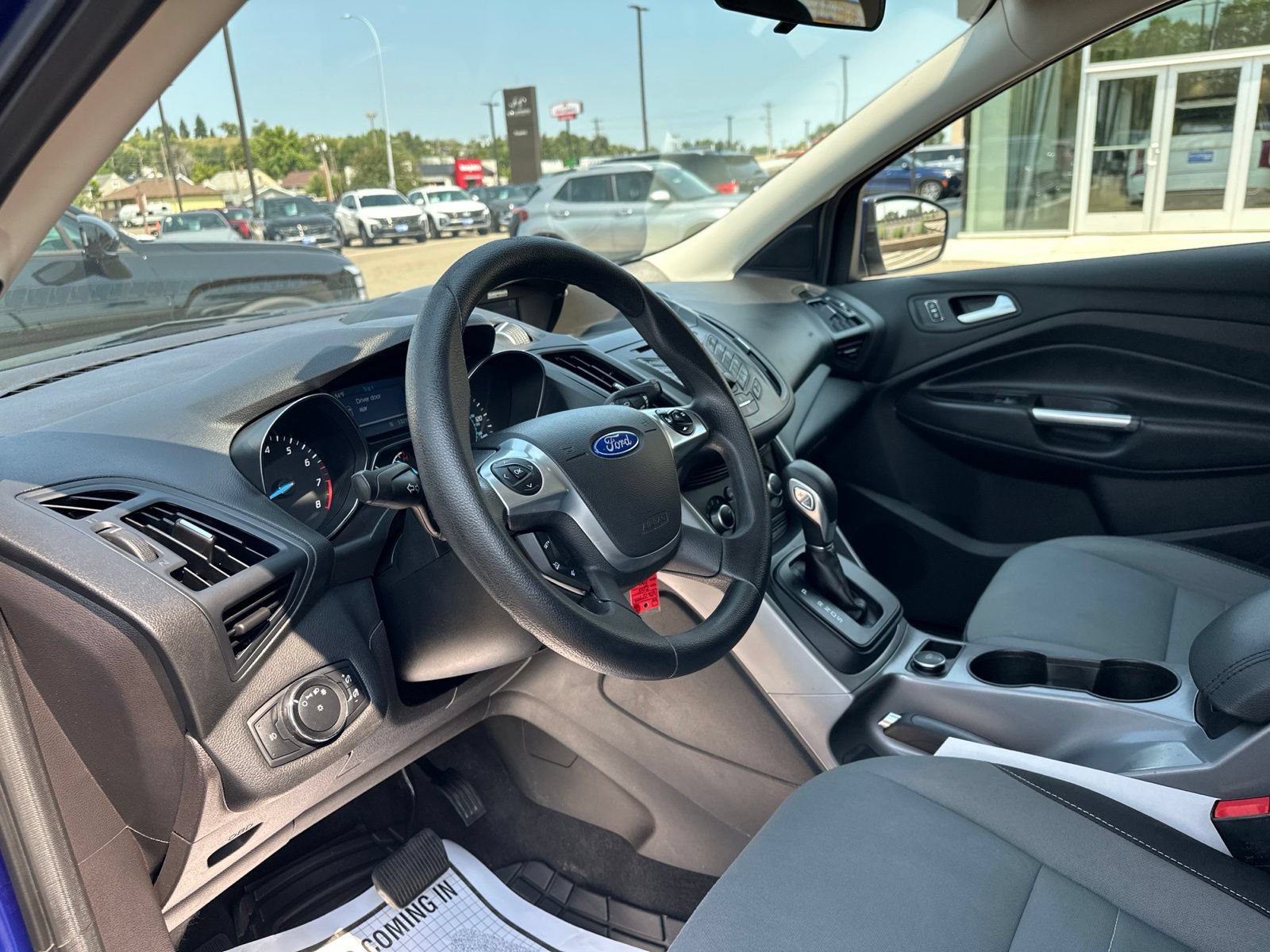 Used 2015 Ford Escape SE FWD image 14
