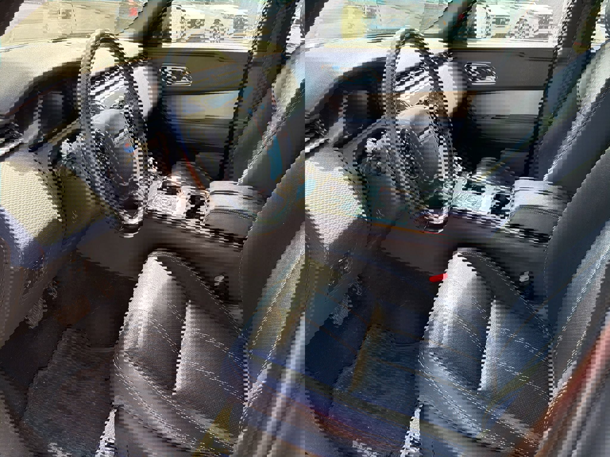 Used 2019 Land Rover Range Rover Velar S image 11