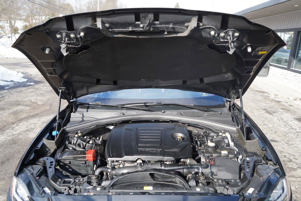 Used 2019 Jaguar F-PACE R-Sport image 88