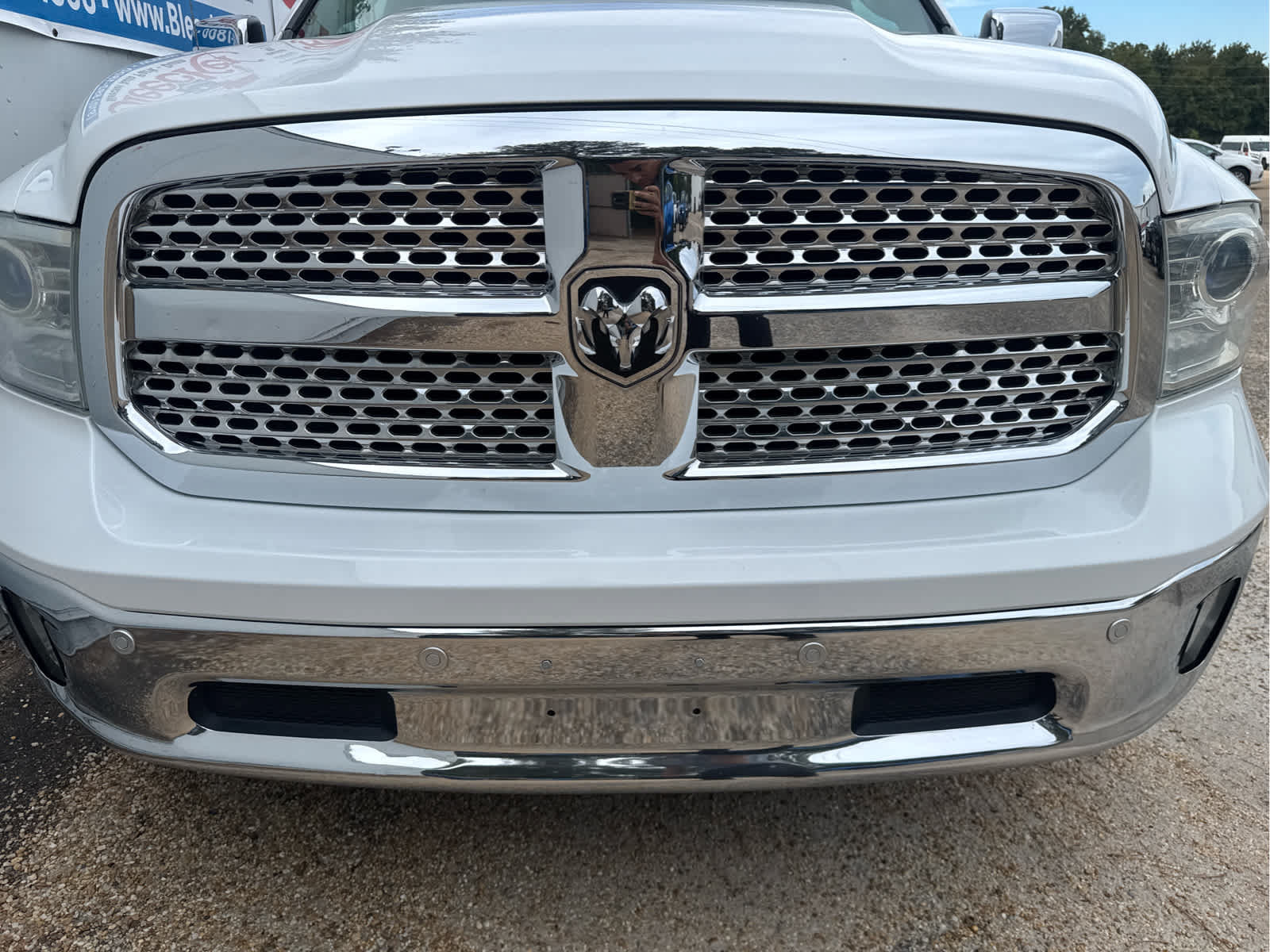 Used 2014 RAM 1500 Laramie w/ Convenience Group AWD/4WD image 11