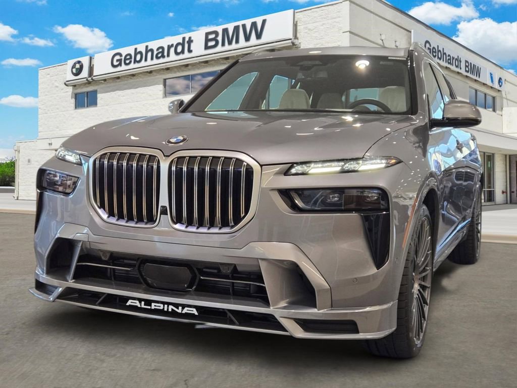 New 2026 BMW ALPINA XB7 image 3