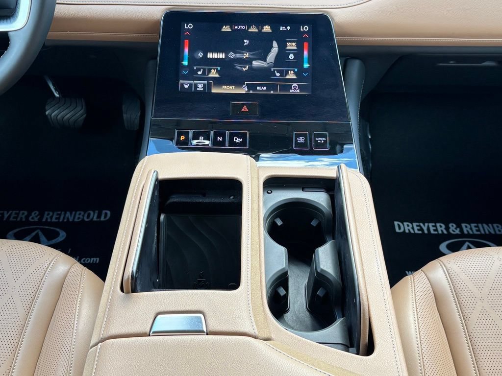 Used 2025 INFINITI QX80 Sensory AWD/4WD image 26