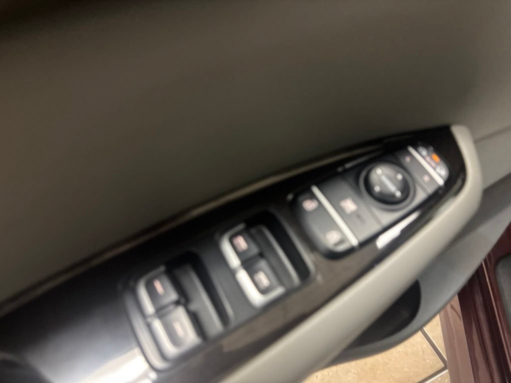 Used 2016 Kia Optima EX w/ Premium Package FWD image 22