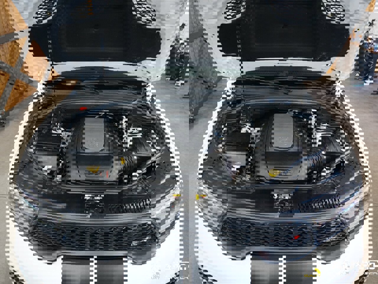 Used 2022 Dodge Durango R/T w/ Tow 'N Go Group image 14