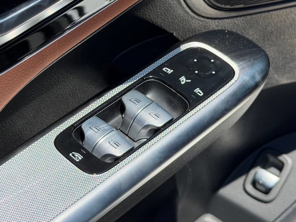 New 2026 Mercedes-Benz GLC 300 4MATIC image 17
