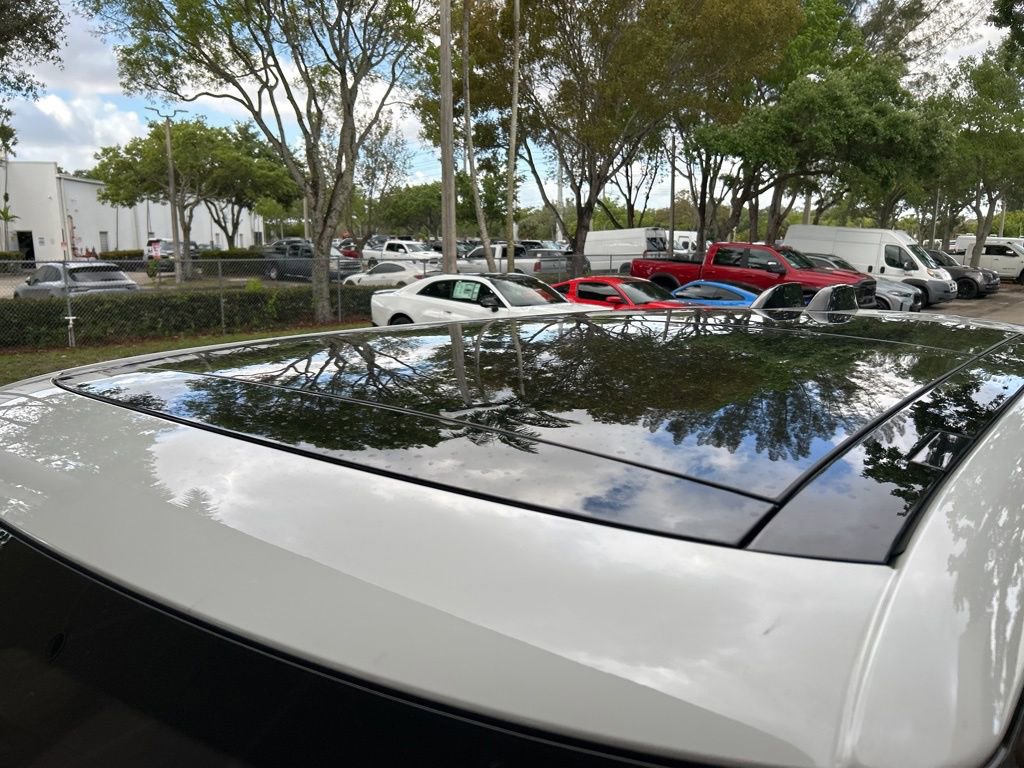 Used 2023 Land Rover Range Rover SE image 18