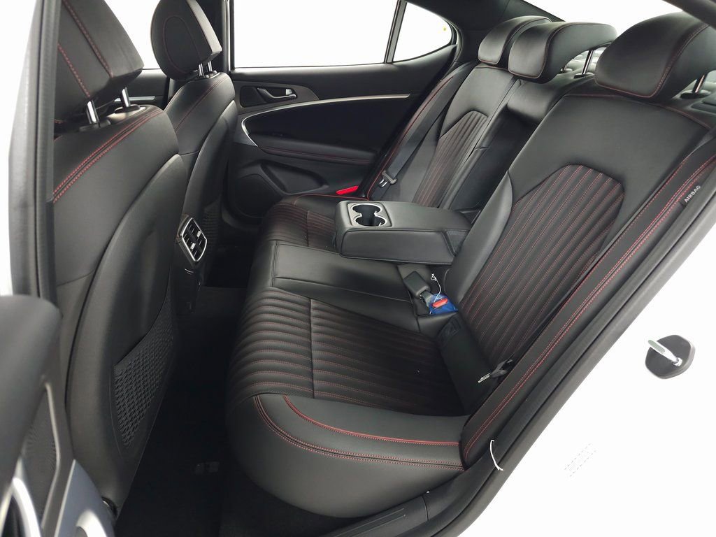 Used 2025 Genesis G70 3.3T Advanced image 25