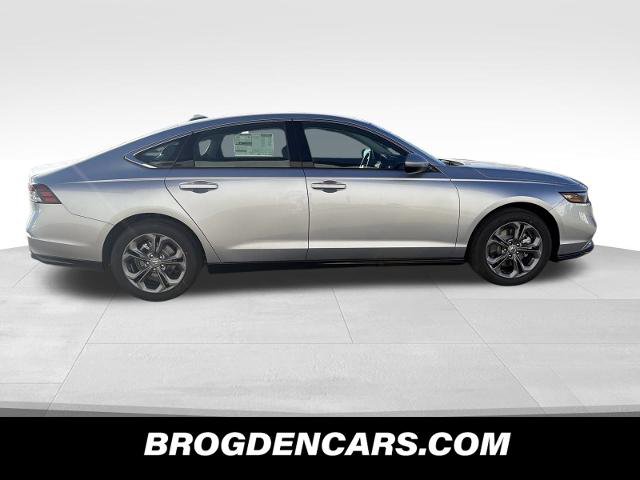 New 2026 Honda Accord EX-L image 2