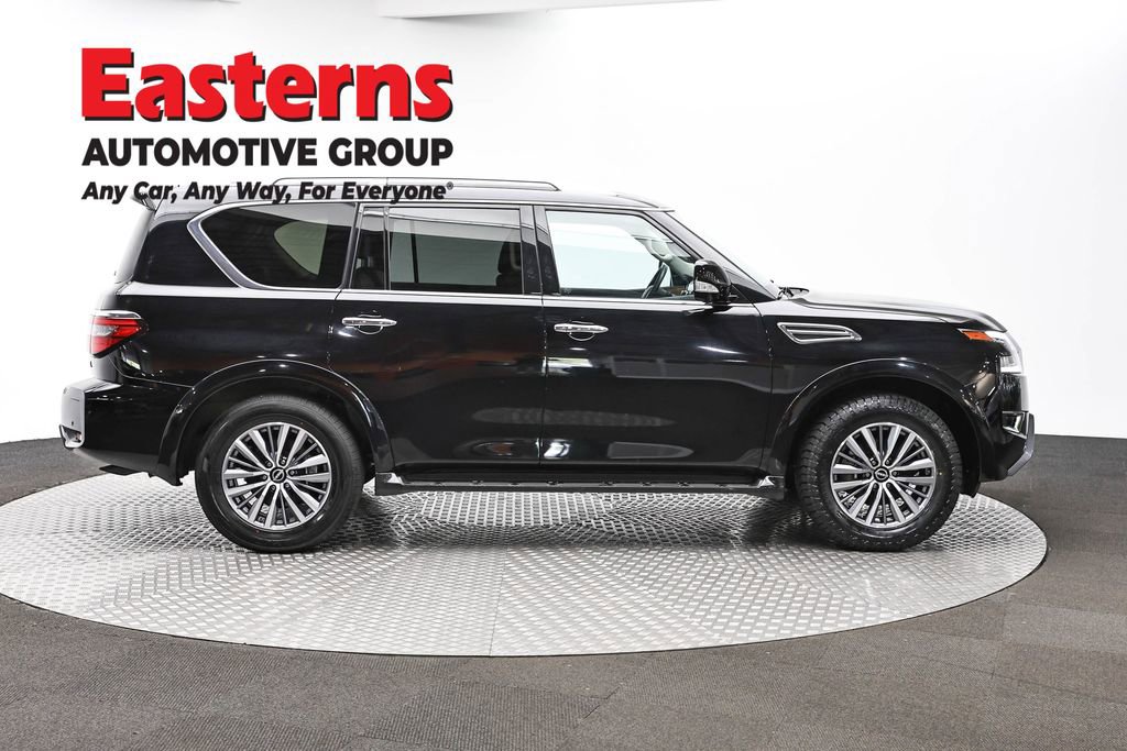 Used 2024 Nissan Armada SL w/ Captain's Chairs Package image 4