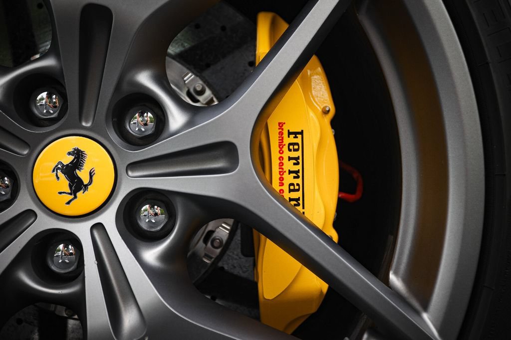 Certified 2016 Ferrari California T RWD image 17