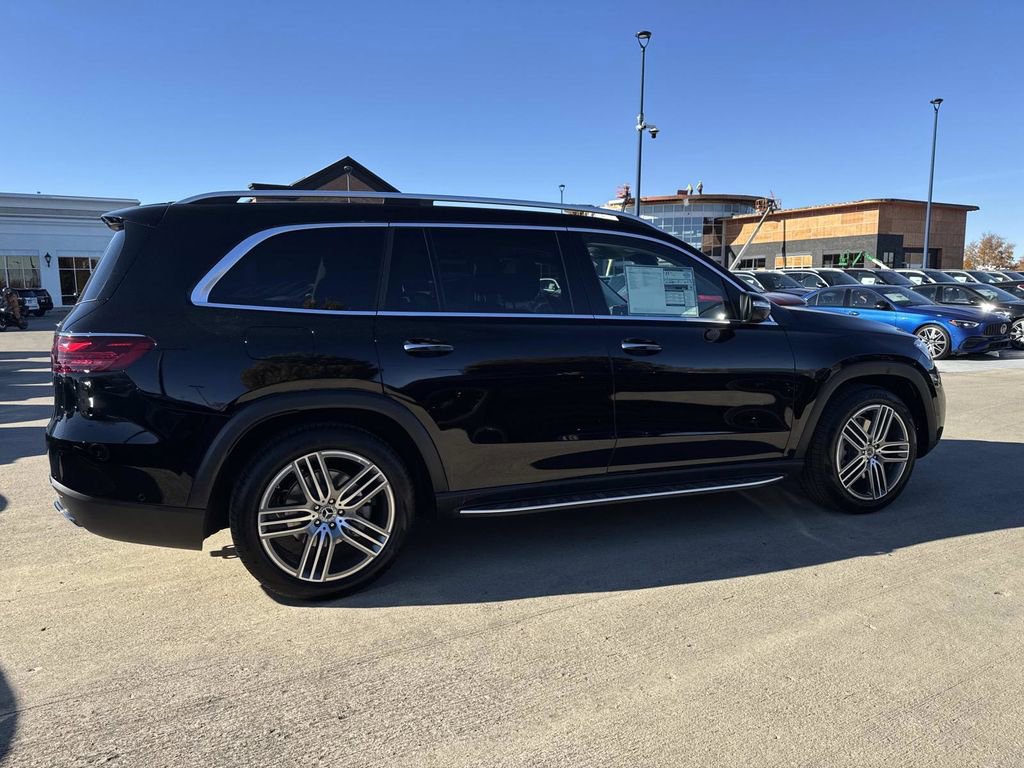 New 2026 Mercedes-Benz GLS 450 4MATIC image 7