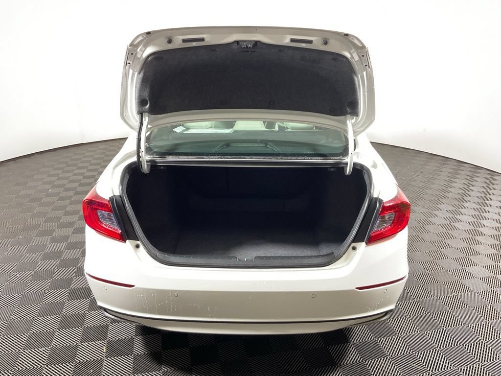 Used 2020 Honda Accord Touring image 15