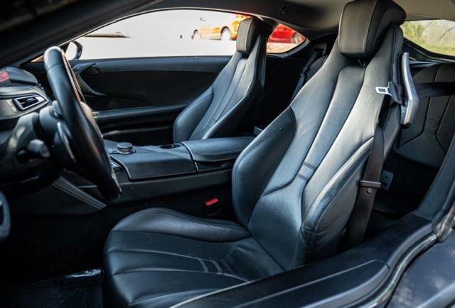 Used 2019 BMW i8 Base image 41