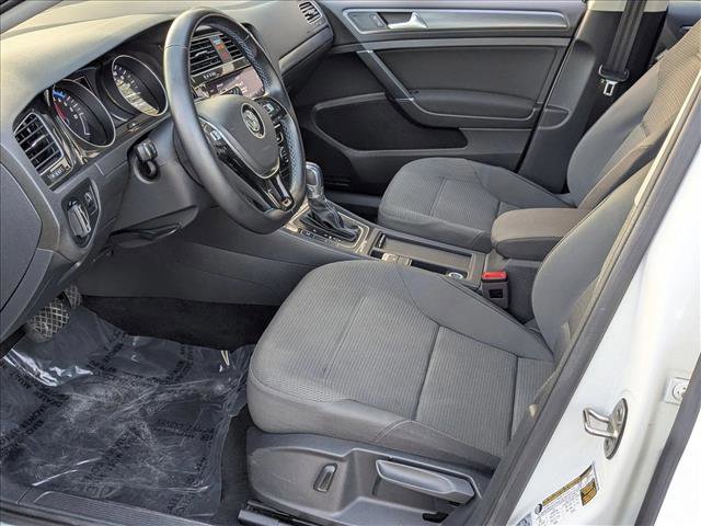 Used 2019 Volkswagen e-Golf SE w/ Driver Assistance Package image 15