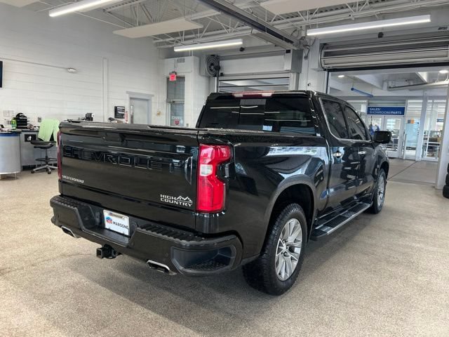 Used 2019 Chevrolet Silverado 1500 High Country w/ Z71 Off-Road Package AWD/4WD image 5
